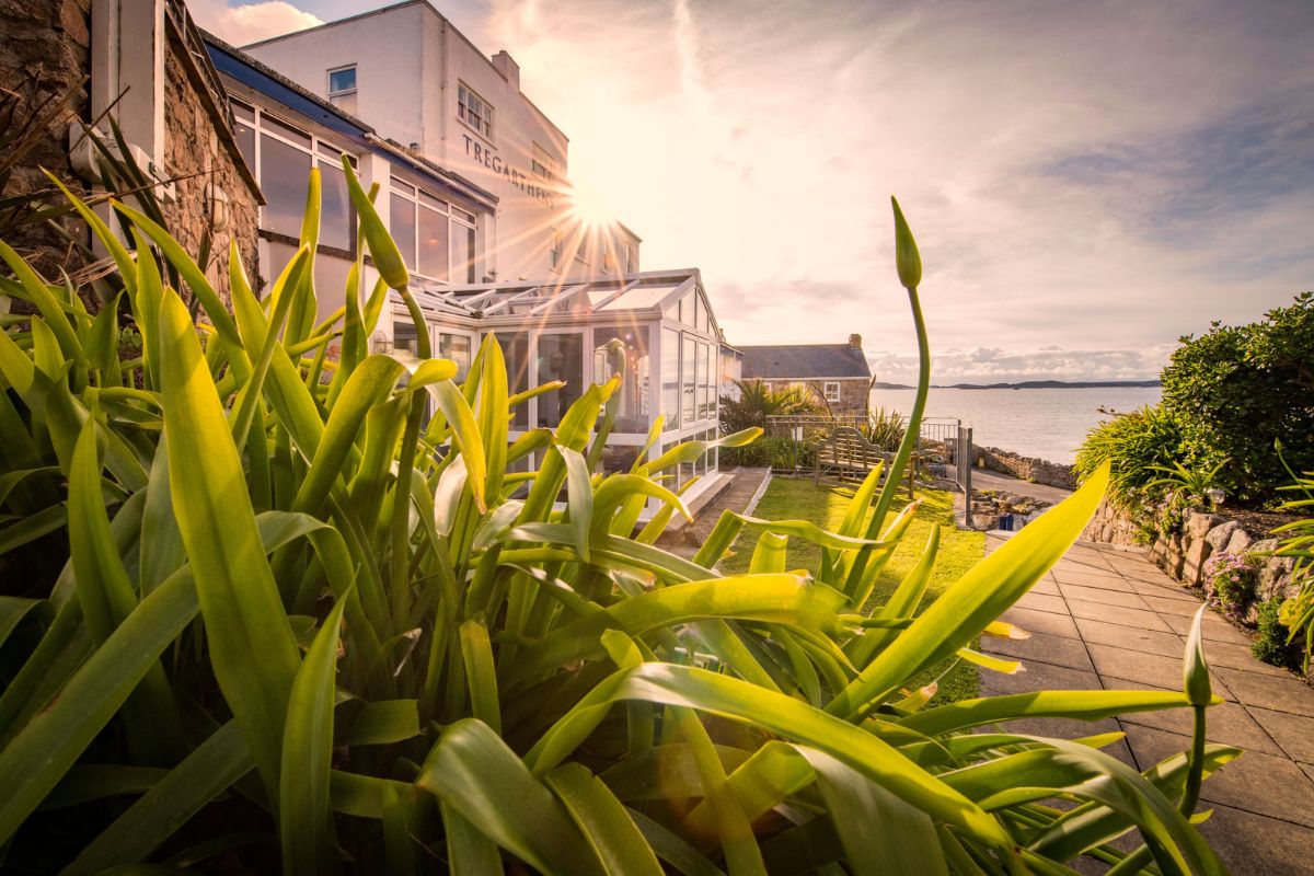 Tregarthen's offers 35 en-suite rooms alongside six self-catering cottages