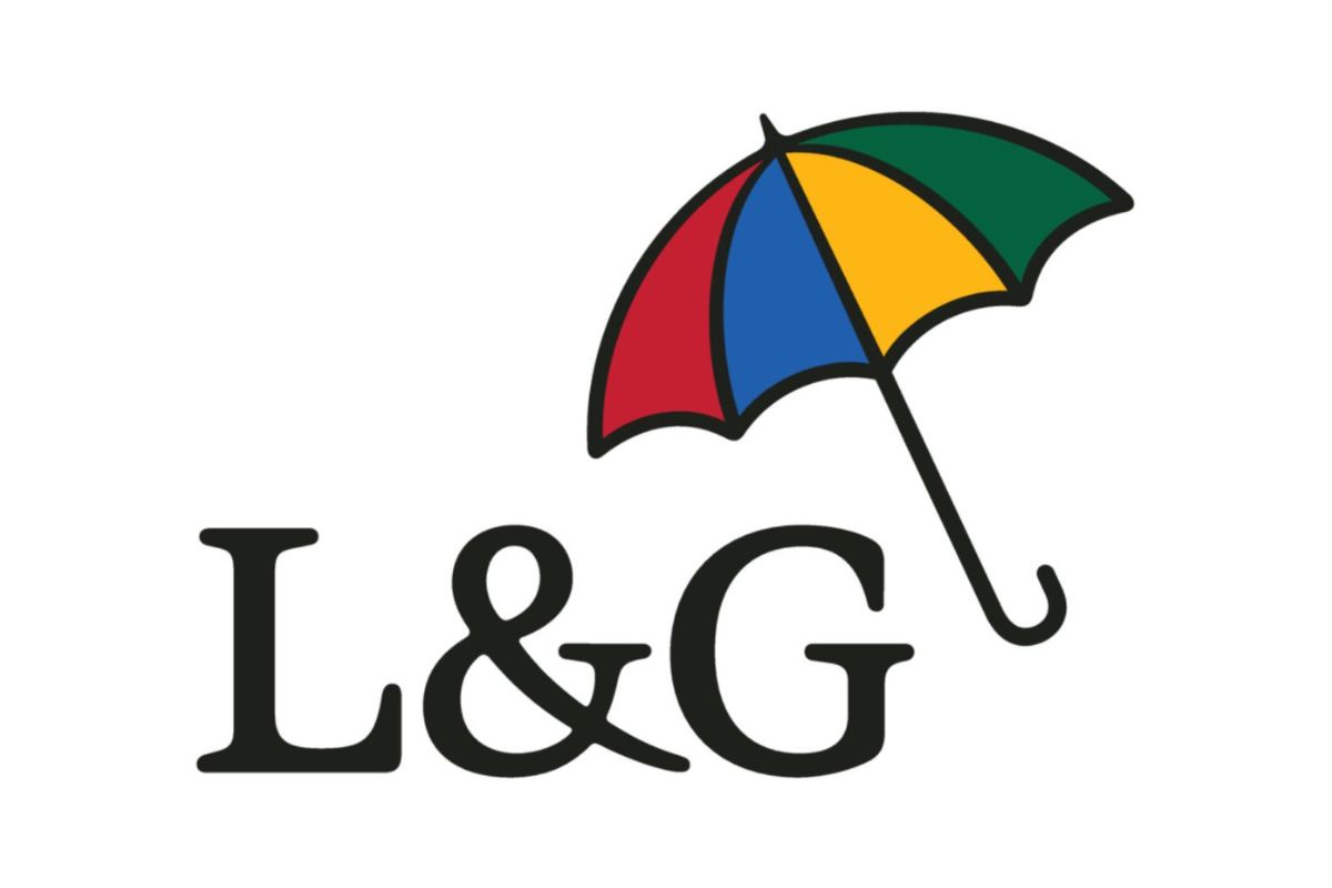 Intermediary team members in discussion