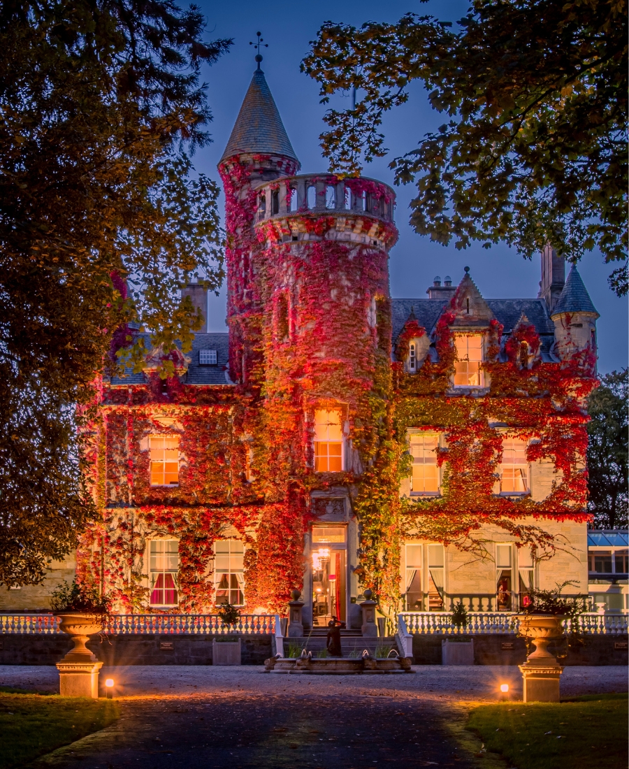Carlowrie Castle, luxury wedding venue in Scotland